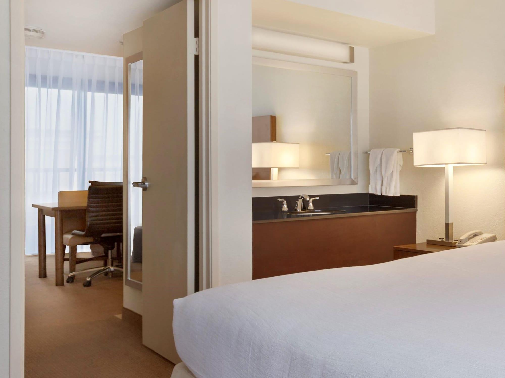 Embassy Suites Baton Rouge Kültér fotó