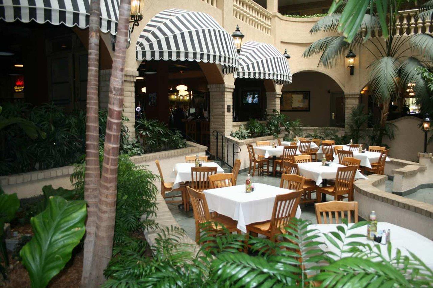 Embassy Suites Baton Rouge Kültér fotó